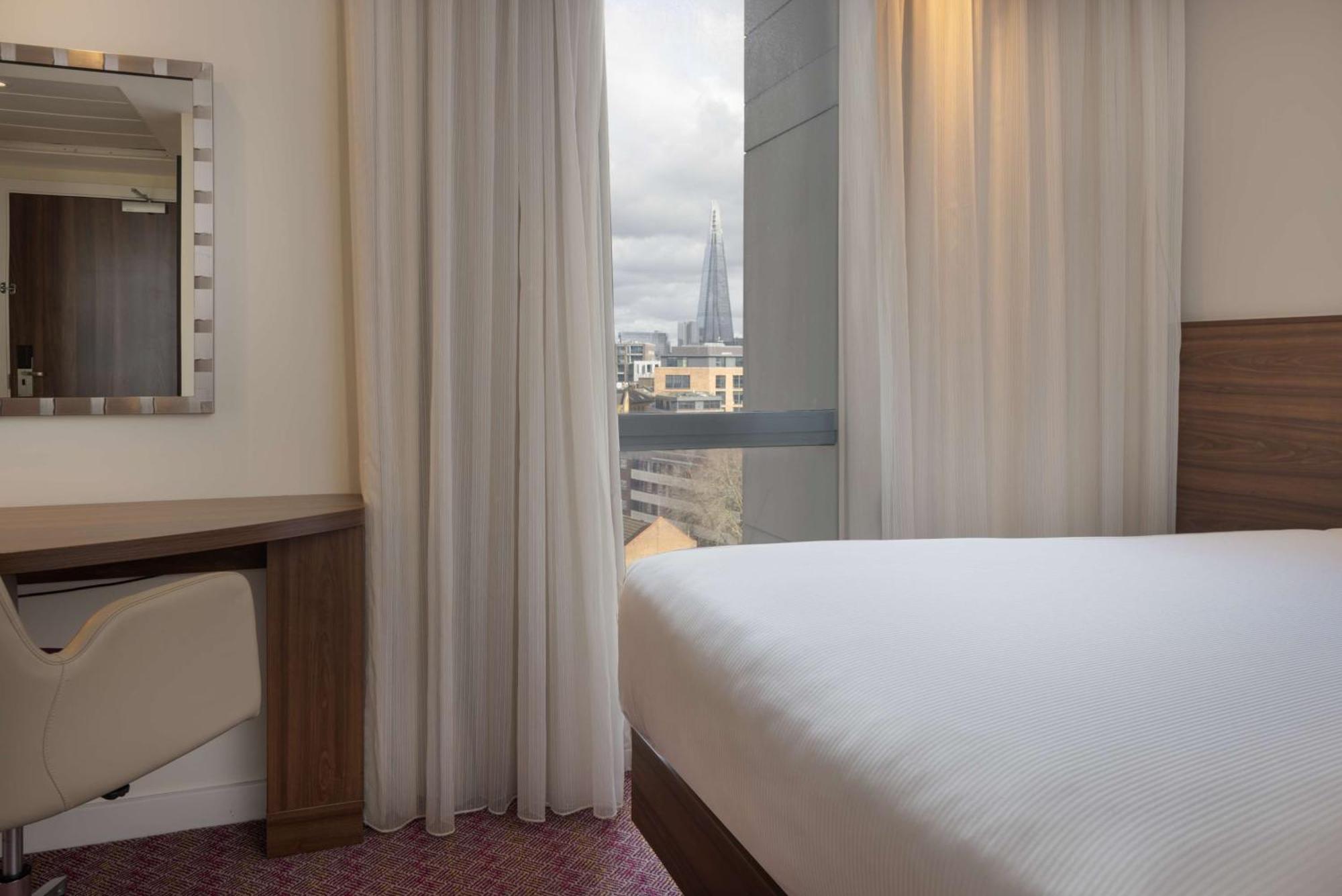 Hampton By Hilton London Waterloo Hotel Ngoại thất bức ảnh
